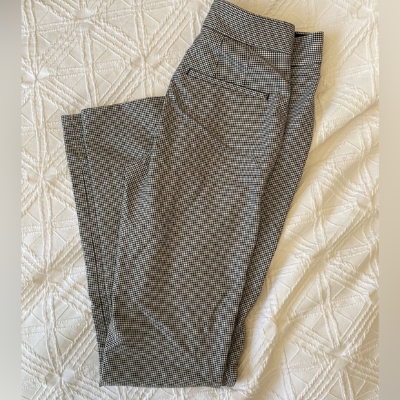 Babaton Numero Pant - Picture 12 of 12